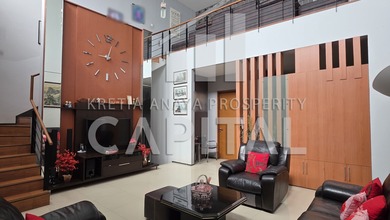 Hunian Elegan di Moch Toha, Bandung, 4 Kamar Tidur, LT 376m²