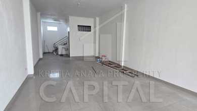 Ruko 3 Lantai Lokasi Strategis di Holis Mainroad Sangat Cocok Untuk Usahamu