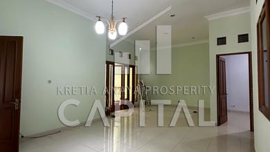 Disewakan Rumah Minimalis Daerah Setra Duta, Bandung, Luas  158 m2