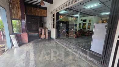 Rumah Usaha Strategis Dengan Parkir Luas Di Jalan Jakarta Antapani Bandung