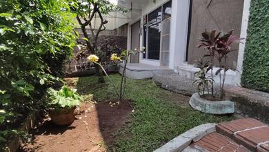 Rumah Dijual di Asia Afrika, Bandung, LB 230m², Harga Kompetitif!
