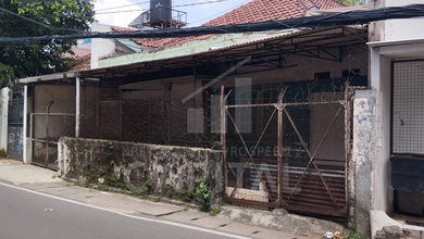 Dijual rumah Mewah di Kebon Kacang, Jakarta Pusat - LT 288m²