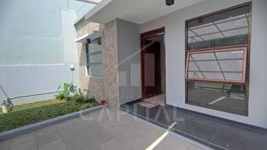 Dijual Rumah Strategis di Taman Kopo Indah, Bandung - LT 126m²