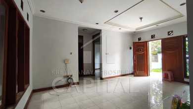 Properti Siap Pakai di Kawasan Batununggal, Bandung, LT 140m²