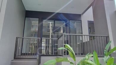 Rumah Elegan di Setra Duta, Bandung, 4 Kamar Tidur, LT 153m²