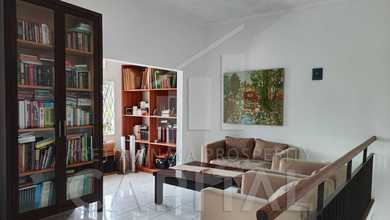 Jual Rumah Eksklusif Luas 500 m2 di Geger Kalong, Bandung