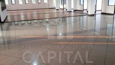 Gedung 4 Lantai Bersih Nan Luas di Sayap Sukajadi Bandung