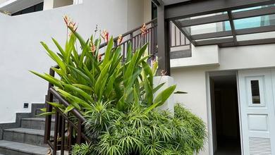 For Sale rumah Premium di Pondok Indah, Jakarta Selatan - LT 146m²