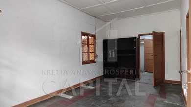 Rumah Dijual di Pajajaran, Bandung, LB 80m², Harga Kompetitif!