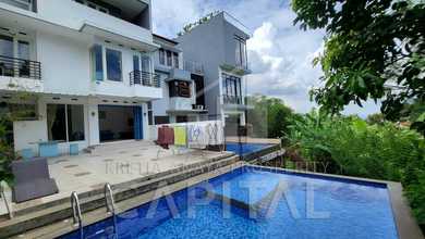 Rumah Area Luxury Dago, Bandung - Harga Menarik 3,7 Miliar