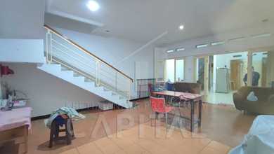 Rumah Siap Pakai di Kawasan Kota Baru Parahyangan, Bandung, LT 144m²