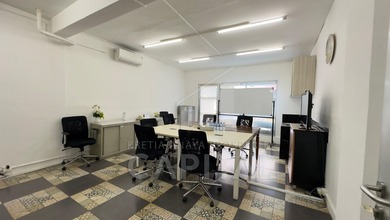 Ruko Ex Kantor Area Komersil Strategis di Paskal Hyper Square