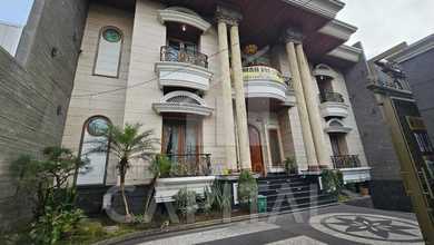 Rumah Area Luxury Kiaracondong, Bandung - Harga Menarik 10,5 Miliar