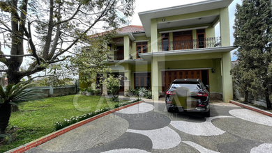 Dijual rumah Premium di Garut Kota, Garut - LT 1708m²