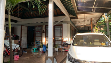 Rumah Mewah di Antapani, Bandung, 5 Kamar Tidur, LT 550m²