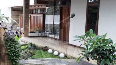 Jual Rumah Cantik Luas 498 m2 di Pasteur, Bandung