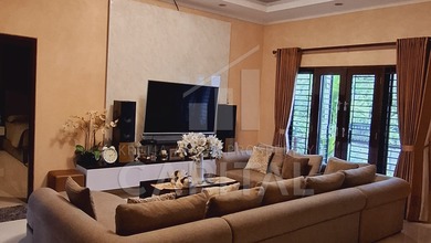 Rumah Premium Luas 1050 Jual area Sukasari, Bandung