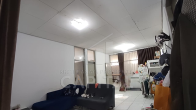 Hunian Elegan di Babakan Ciparay, Bandung, 4 KT, LT 375m²