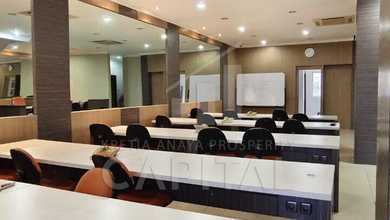 Ruang Usaha Bagus sangat Strategis di Mainroad Burangrang