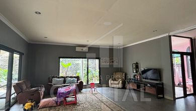 Dijual rumah Mewah di Antapani, Bandung - LT 399m²