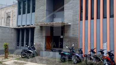 Kostan Terawat Bagus Dengan Halaman Luas di Jatinangor Sumedang