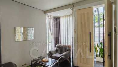 Hunian Elite di Kawasan Mekar Wangi, Bandung, LB 520m², Harga 8,8 Miliar