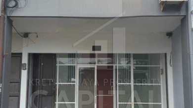 Ruko 2 Lantai Siap Pakai Posisi Strategis Cocok Untuk Berbagai Jenis Usaha di Batununggal Bandung