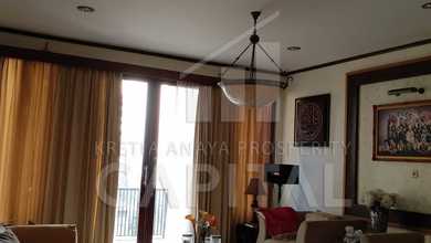 Rumah Modern Luas 367 Jual di Dago, Bandung