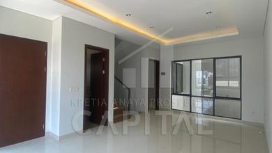 Rumah Area Luxury Setra Duta, Bandung - Harga Menarik 2,6 Miliar