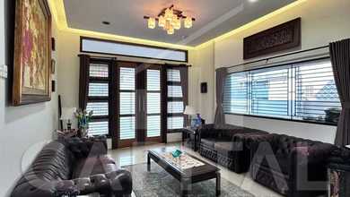 Jual Rumah Megah Luas 320 m2 di Pos Pengumben, Jakarta Barat