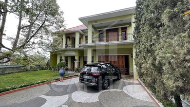 Rumah Area Luxury Garut Kota, Garut - Harga Terbaik 7 Miliar