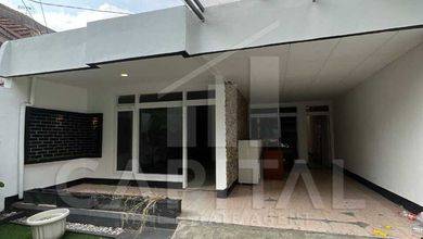 Rumah Eksklusif Luas 140 m2, di Sukaluyu, Bandung