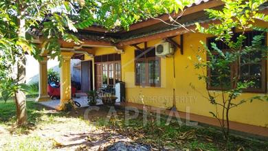 Hunian Elite di Kawasan Jatimelati, Bekasi, LB 200m², Harga 5,75 Miliar