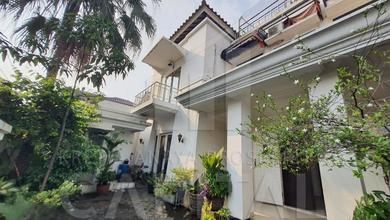 Rumah Prestisius di Kawasan Tebet, Jakarta Selatan, LB 650m², Harga 15 Miliar