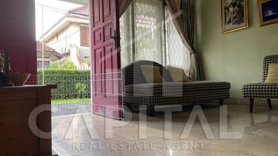 Rumah Area Luxury Supratman, Bandung - Harga Menarik 12 Miliar