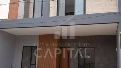 Dijual Rumah Nyaman di Taman Kopo Indah, Bandung - LT 147m²