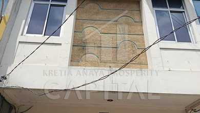 Ruko 3 Lantai Siap Pakai Usaha di Astana Anyar Bandung