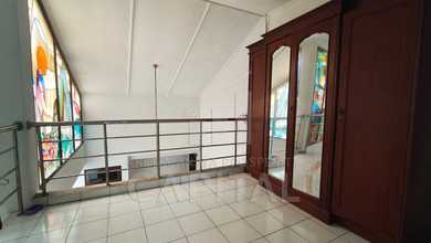 Rumah Dijual di Regol, Bandung, LB 200m², Harga Kompetitif!