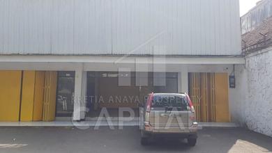 Ruang Usaha Ruko Siap Pakai dan Strategis di Gatot Subroto