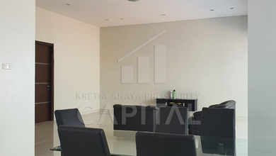Hunian Elegan di Dago, Bandung, 4 Kamar Tidur, LT 450m²
