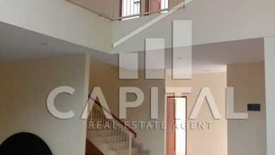 Rumah Mewah di Sukasari, Bandung, 7 KT, LT 270m²