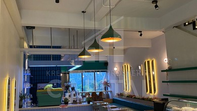 Kesempatan Emas ! Ruko 4 Lantai di Kawasan Mainroad Dago - Cocok untuk Bisnis & Investasi