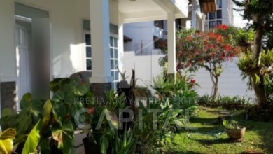 Rumah Modern Luas 300 Jual di Lembang, Bandung Barat