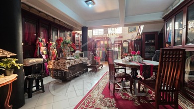 Kesempatan Eksklusif, rumah Mewah di Sarijadi, Bandung, LB 400m²