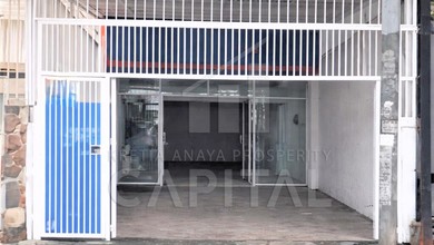 Ruko 3 Lantai Mainroad Pasteur Bandung Lokasi Strategis Pinggir Jalan Lebar dan Premium