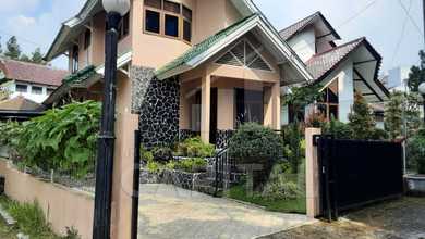 Villa Ekslusif di Kawasan Villa Premium Cimacan Puncak