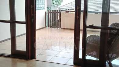 Rumah Elite di Kawasan Setra Duta, Bandung, LB 250m², Harga 3 Miliar