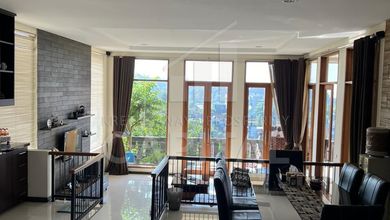 Rumah Area Luxury Dago, Bandung - Harga Menarik 8 Miliar