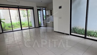 Rumah Sewaan Murah di Kota Baru Parahyangan, Bandung, 3 KT, Harga 75 Juta /tahun