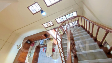 Rumah Area Premium Setra Murni, Bandung - Harga Menarik 3,5 Miliar